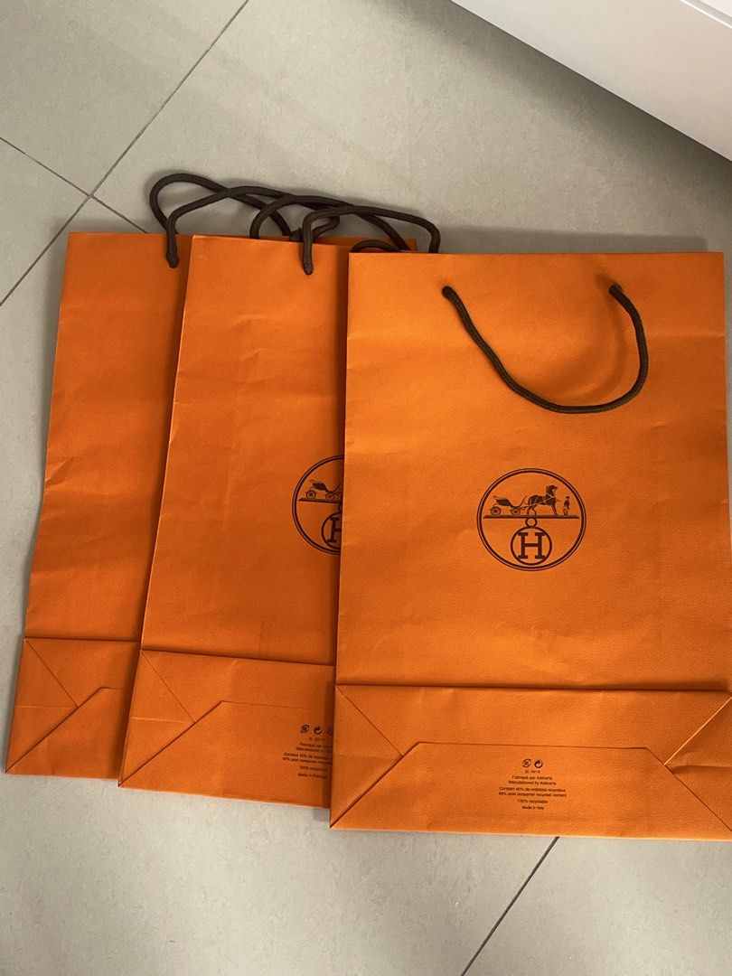 Take All! Authentic Hermes Orange Paper Bags (Category: Luxury Bags & Wallets) located in Taguig. Submitted by supplementary (Listing ID 1435930704, Image 1). Description: Authentic Large size.