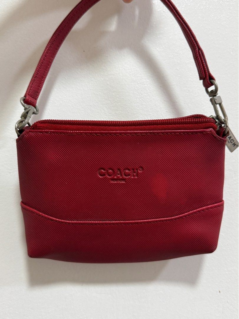 Bag bundle (Category: Shoulder Bags) located in Quezon City. Submitted by jazz_declutter (Listing ID 1436091964, Image 2). Description: Coach red mini wallet bag Villager shoulder bag Unbranded shoulder bag RFS: natambak nalang.