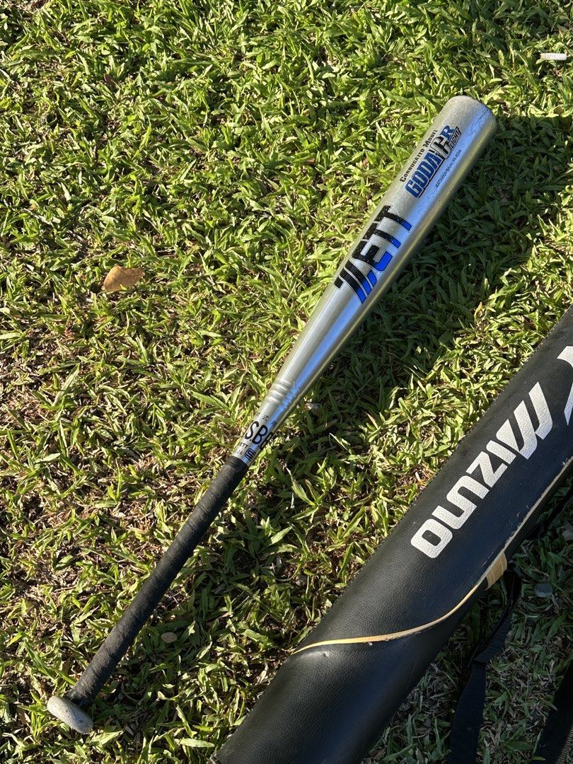 Baseball bat Zett 84cm (Category: Other Sports Equipment and Supplies) located in Cabanatuan. Submitted by dangerousharmony (Listing ID 1435913384, Image 2). Description: Zett baseball bat + bag 1200+sf Tarlac.