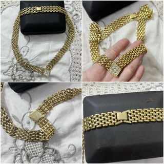 (Category: ) located in . Submitted by cestparfaitvintagejewelries (Listing ID 1436053381, Image 1). Description: .