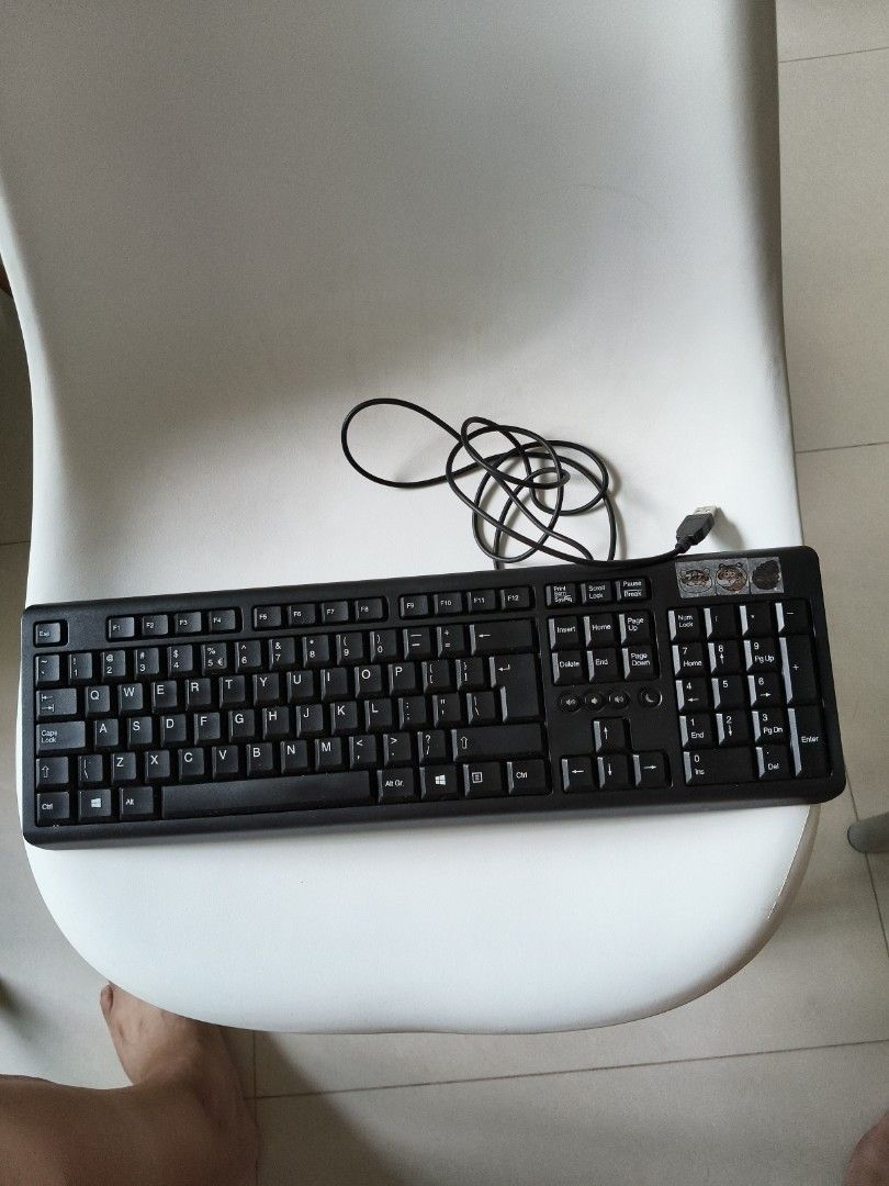 Black Wired Keyboard444940558754140160