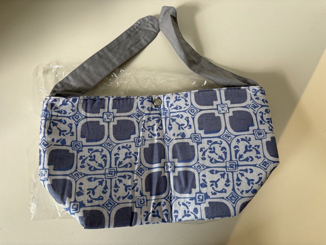 BN Chosanzakka Batik (Furoshiki) Bag