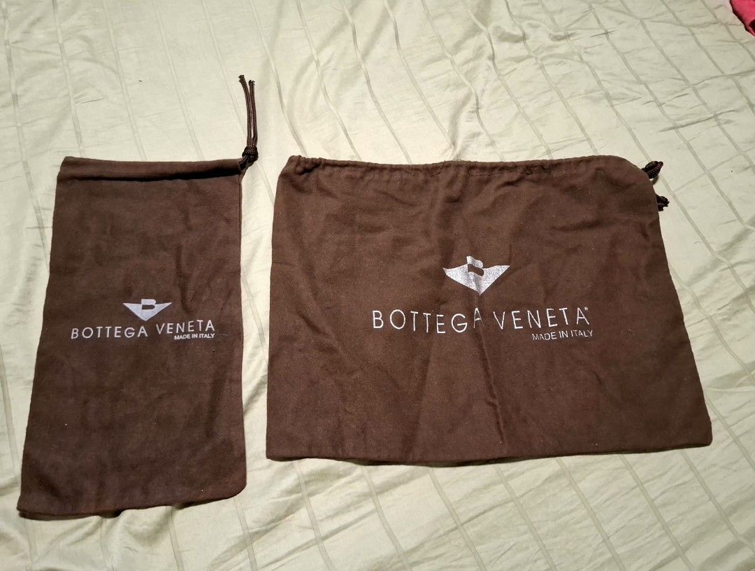 Bottega Veneta Dust Bags (Category: Luxury Bags & Wallets) located in Don Carlos. Submitted by PphiXi_Finds (Listing ID 1436071998, Image 1). Description: - Bottega Veneta dust bags - Includes two dust bags: - Small drawstring bag - Large rectangular bag - Both bags feature the Bottega Veneta logo - Made in Italy.