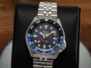 (Category: ) located in . Submitted by wristwaves (Listing ID 1436090008, Image 1). Description: .