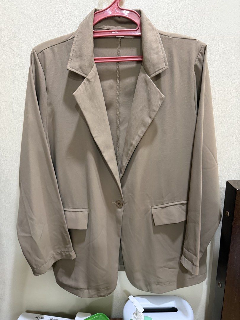 Brown light blazer (Category: Coats, Jackets and Outerwear) located in Quezon City. Submitted by helpmedeclutter__ (Listing ID 1435947775, Image 2). Description: Bought from tiktok shop.