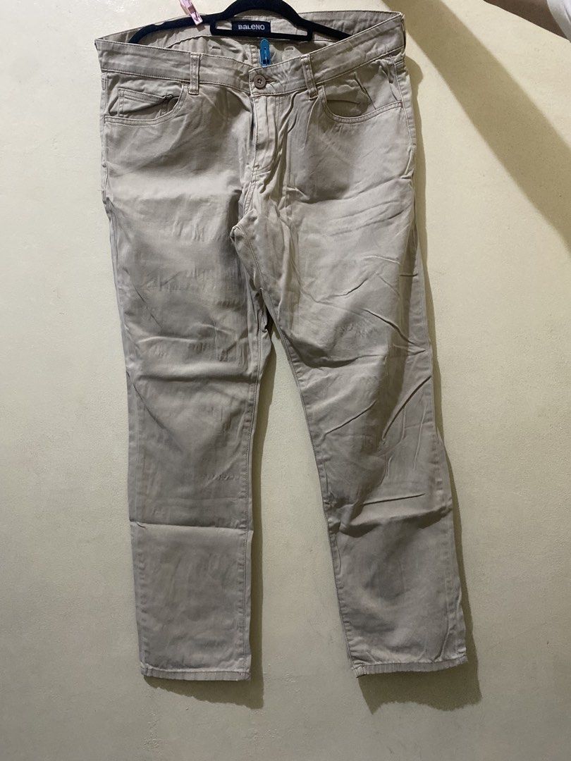 Baleno Khaki Pants - Size 36 (Category: Jeans) located in Manila. Submitted by ynoshiko (Listing ID 1435955176, Image 1). Description: - Bulgari Khaki Pants - Size: 36 - Cut: Straight leg - Closure: Button and zipper - Material: Cotton blend - Features: Front and back pockets - Condition: Good RFS: Doesn't fit, it's too tight for my bf MOP: Gcash/Gotyme Please manage your expectation as this item is pre-loved. Expect minor color differences due t