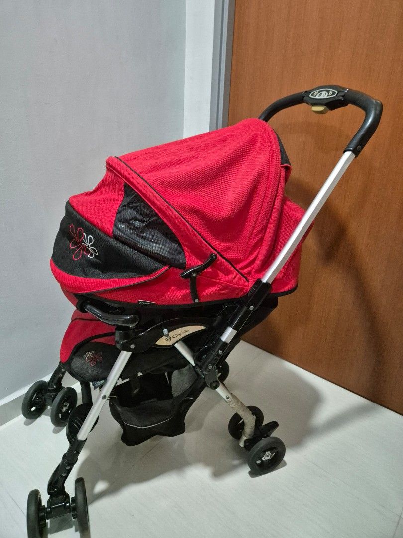 Capella Stroller - Red (Category: Strollers) located in Singapore. Submitted by joeyylze (Listing ID 1435953839, Image 2). Description: - Compact and lightweight - Vibrant red and black design - Easy to fold and store - Suitable for everyday use .