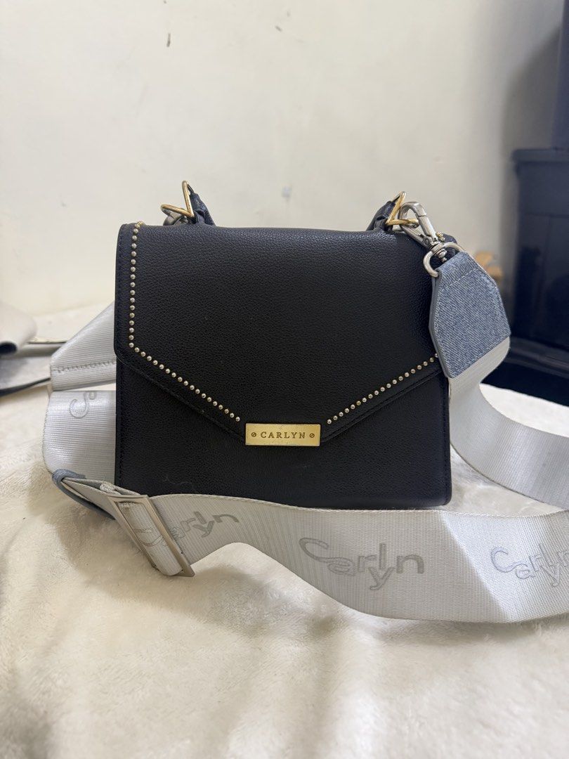 carlyn replace sling (Category: Luxury Bags & Wallets) located in Cebu City. Submitted by cloverseven23 (Listing ID 1436000391, Image 2). Description: .