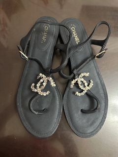 (Category: ) located in . Submitted by wear.next (Listing ID 1435935749, Image 1). Description: .