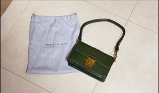 （分類：）位於 。 由 Maryyyy 提交（商品編號 1436052737，圖片 1）。簡介： 。