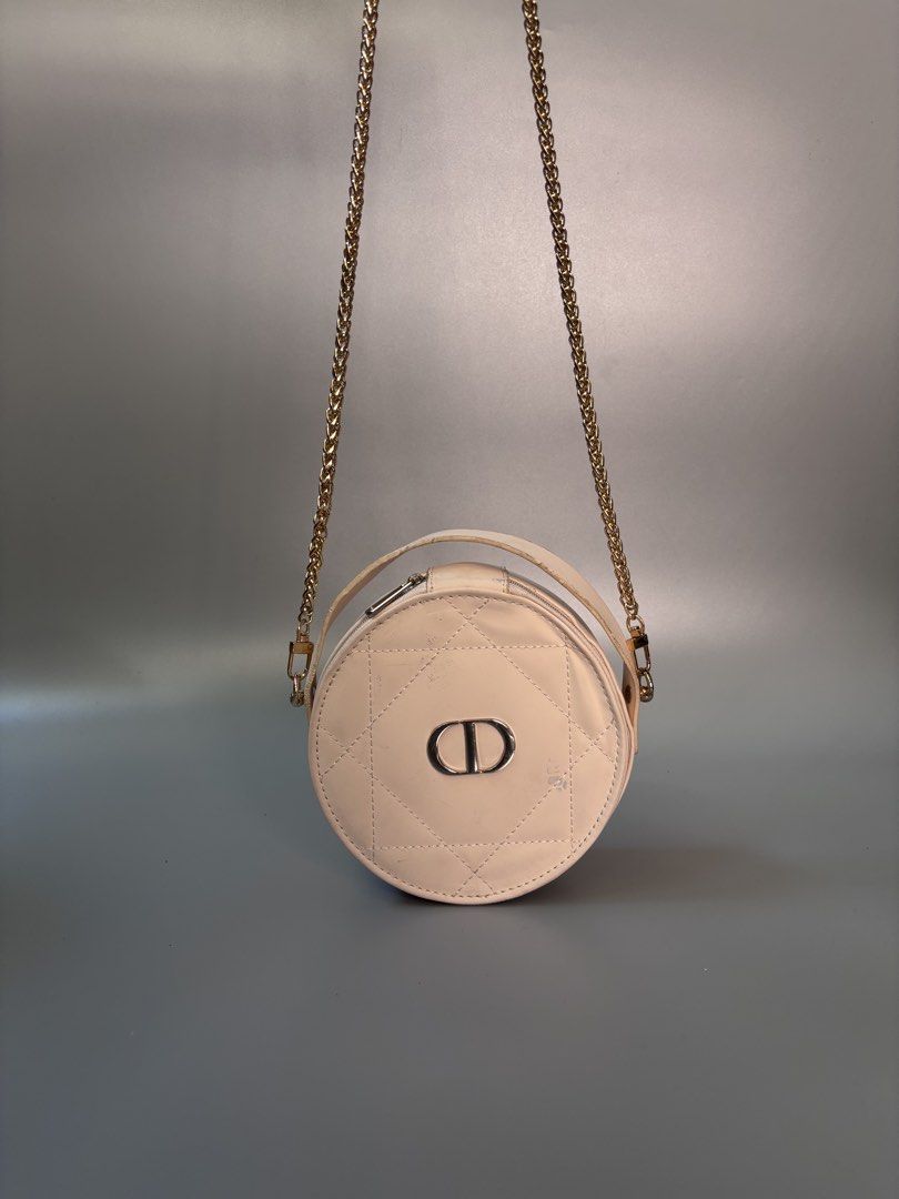 Christian Dior Beige Vanity Bag (Category: Luxury Bags & Wallets) located in Santa Cruz. Submitted by devbook1 (Listing ID 1409524887, Image 1). Description: Christian Dior Beige Vanity Bag For Women’s Excellent Condition Sign of usage Authentic .