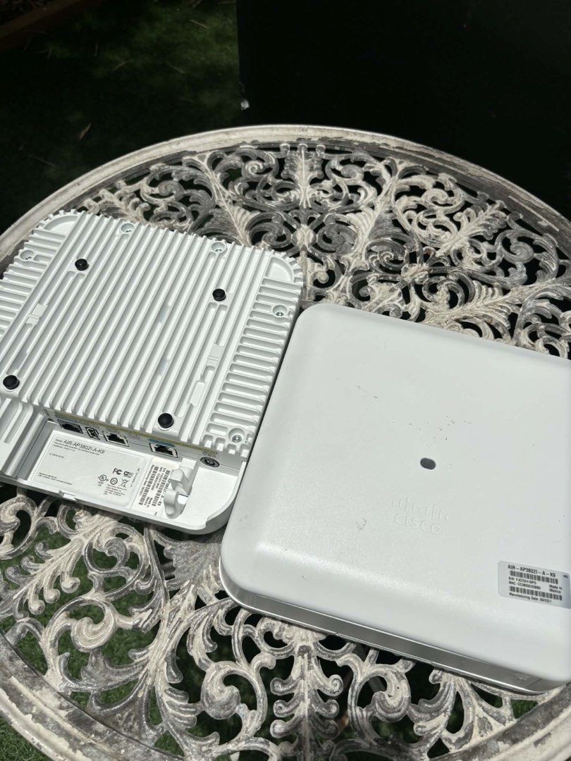 Cisco AIR-AP3802I-A-K9 Wireless Access Point (Category: Office & Business Technology) located in Manila. Submitted by reylazaro (Listing ID 1435946534, Image 3). Description: - Cisco AIR-AP3802I-A-K9 Wireless Access Point - Secure and reliable wireless connectivity - Ports: Console, USB, AUX, PoE/mGig - Power Input: 48V DC - Color: White - Design: Rectangular - Multiple units available.