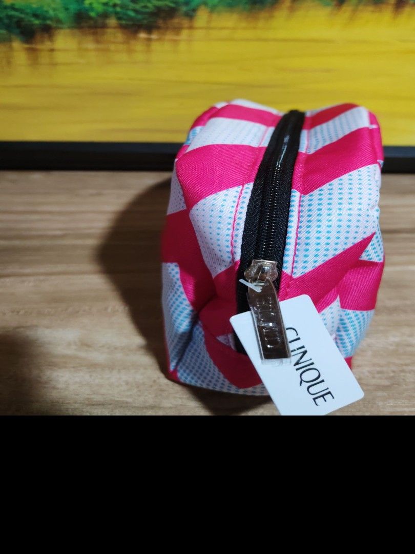 CLINIQUE Cosmetic Pouch (Category: Purses & Pouches) located in Marikina City. Submitted by myspace1971 (Listing ID 1436012683, Image 2). Description: 👉 PLEASE READ 💯% Guaranteed authentic STOCKS 2 🫱👉 On hand /AVAILABLE/AVAILABLE/AVAILABLE🫱unless marked SOLD LOCATION📍MARIKINA ✅ Pay first before shipping ✅ Payment via G cash ✅ SF courtesy of buyer 🚛LBC 🏍️Lalamove.