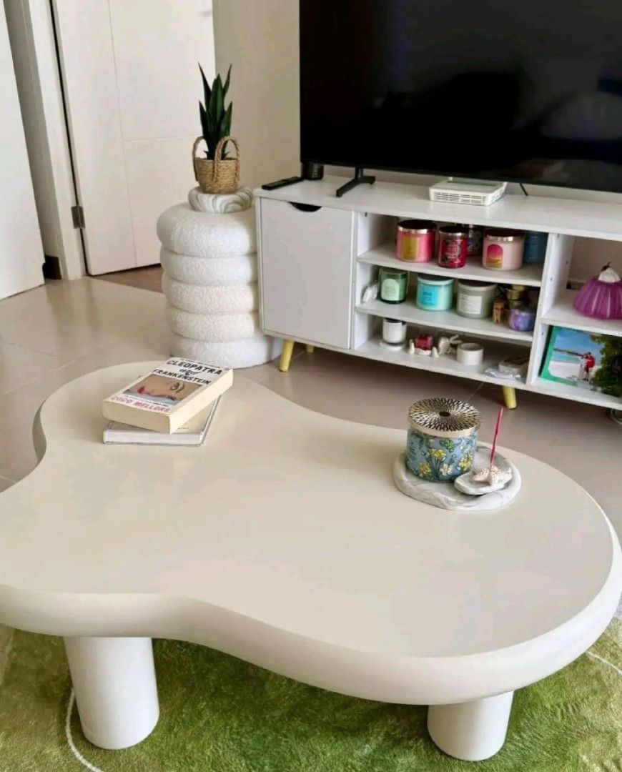 Cloud Center Coffee Table Furniture (Category: Tables & Sets) located in Valenzuela. Submitted by jhagonzales (Listing ID 1436011890, Image 3). Description: .