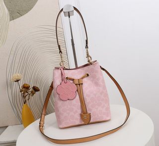 (Category: ) located in . Submitted by diya.pstore (Listing ID 1436089503, Image 1). Description: .