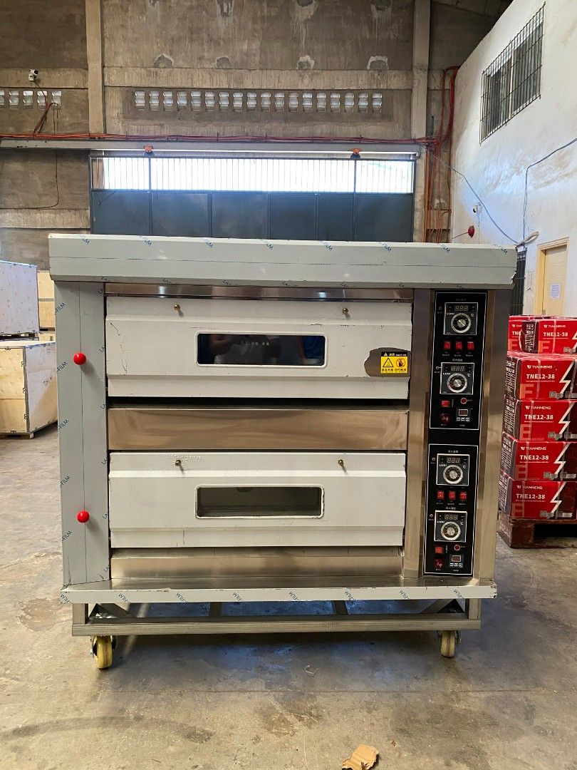 Commercial Gas Oven (Single and Double Deck) (Category: Other Kitchen Appliances) located in Angeles City. Submitted by cad_wh (Listing ID 1435927616, Image 3). Description: COMMERCIAL GAS OVEN 1 FLOOR 2 TRAYS EPA-35 ₱ 35,250 Dimension: 133CMx89CMx65CM Internal Dimension: 86CMx64CMx23CM Temp Range: 20°C-400°C Time Range:0-99Min Power: 220V/50Hz/100W Capacity: 126L Default Gas Type: LPG (Liquified Petroleum Gas) EPA-36 ₱ 69,250 Dimension: 133CMx89