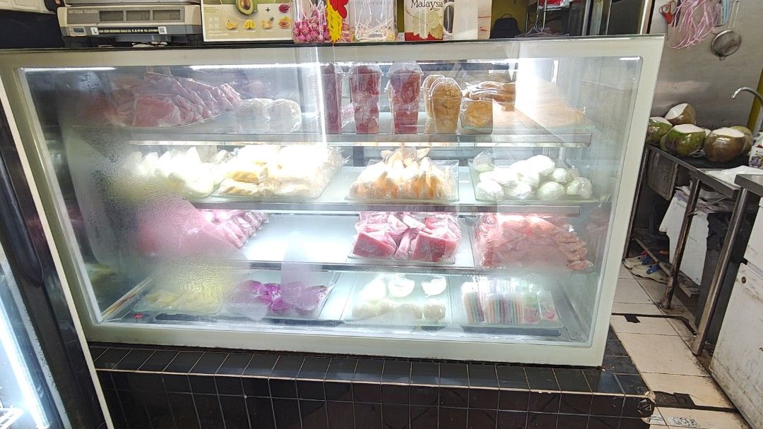 Commercial Refrigeration Equipment - Display Fridge, Undercounter Fridge, Ice Maker