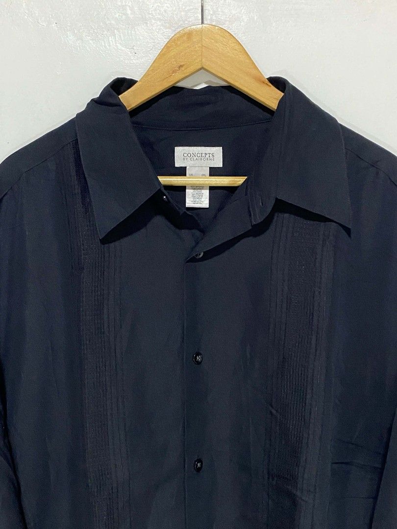 Concepts Cuban Polo (Category: Tshirts & Polo Shirts ) located in General Natividad. Submitted by jaygo02 (Listing ID 1435927593, Image 3). Description: fits 4XL 29 x 31 Color rate: 9/10 Issue/s: None 📍Nueva Ecija 📌washed 📌color may vary due to lighting 📌shipping via jnt express.