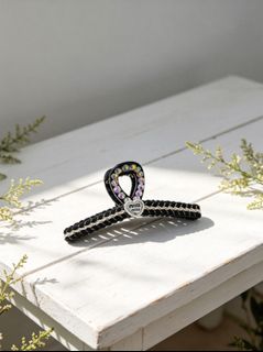 (Category: ) located in . Submitted by graceo_shop (Listing ID 1435957069, Image 1). Description: .