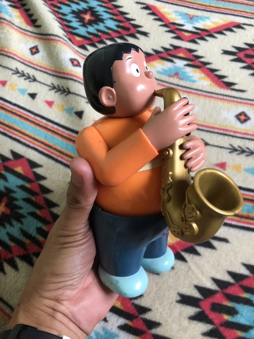 Damulag Doraemon large display figure (Category: Figurines & Statues) located in Quezon City. Submitted by markgolveo (Listing ID 1435955243, Image 2). Description: Damulag Doraemon large display figure Signs of wears Small paint chips on some parts.