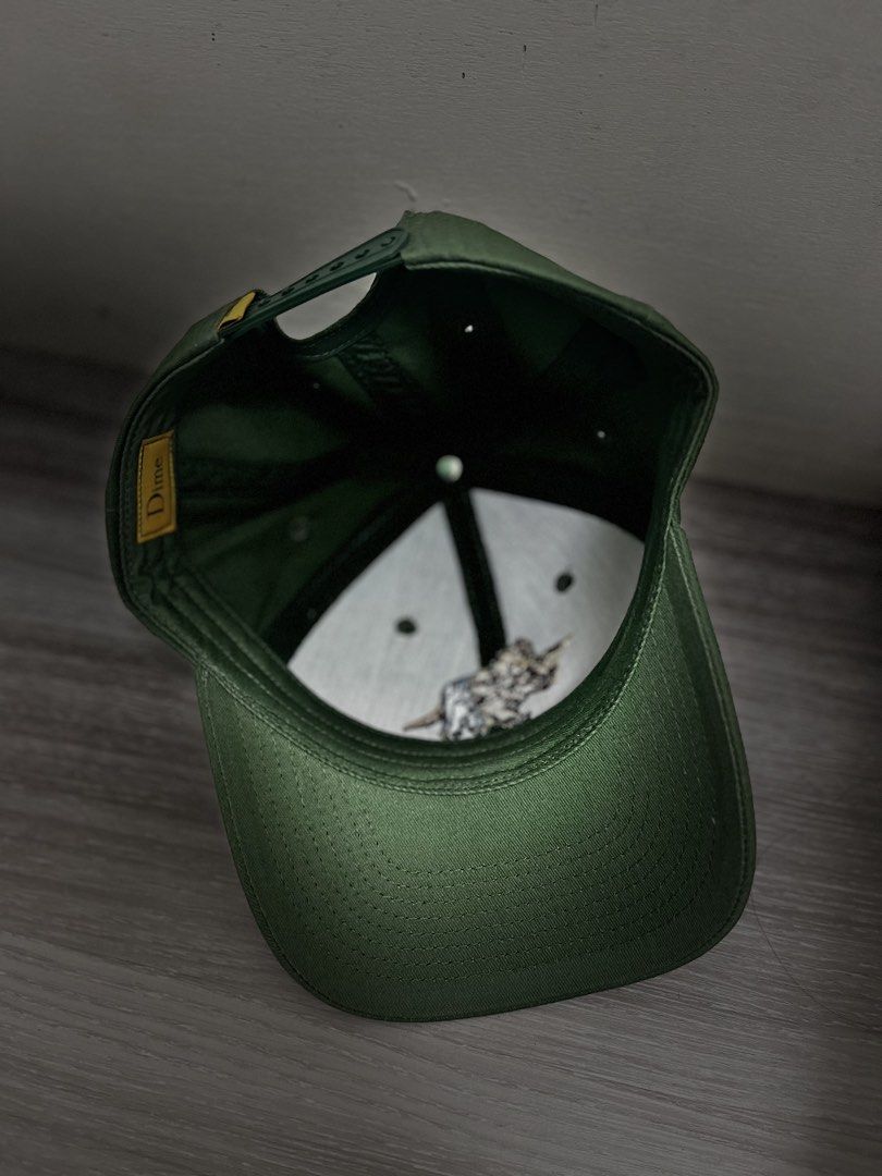 Dime Jeans Triceratops Cap (Category: Caps & Hats) located in Mandaluyong City. Submitted by jrmantion25 (Listing ID 1435963903, Image 2). Description: - Dime Jeans green cap - Triceratops embroidery - Curved brim - Adjustable strap - White lining - Brandew/Auntentic💯 Php 1,500.