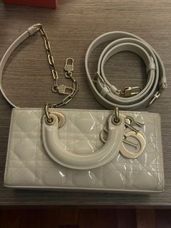 (Category: ) located in . Submitted by prelovedgenuineitems (Listing ID 1436054820, Image 1). Description: .