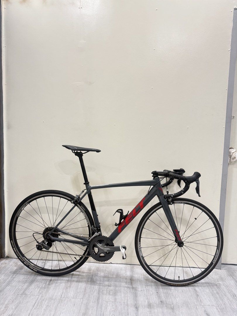 Felt FR Series (Category: Bicycles) located in Pasay City. Submitted by sofiapicks (Listing ID 1435931864, Image 1). Description: FORSALE! Quitting sale Felt FR Series Sz 54 Issue: Paint chips sa toptube) Shimano Claris GS Giant Connect Dropbar Giant PR2 Wheelset Ardently stem 110mm -17 Zelleman saddle Kits: SHIMANO RC5 Wide / Large Sz 10.5 US / 45 EUR Shimano Attachment Red (Orig) Almost new Lahat galing crystis 4-5x used Still negotiable .