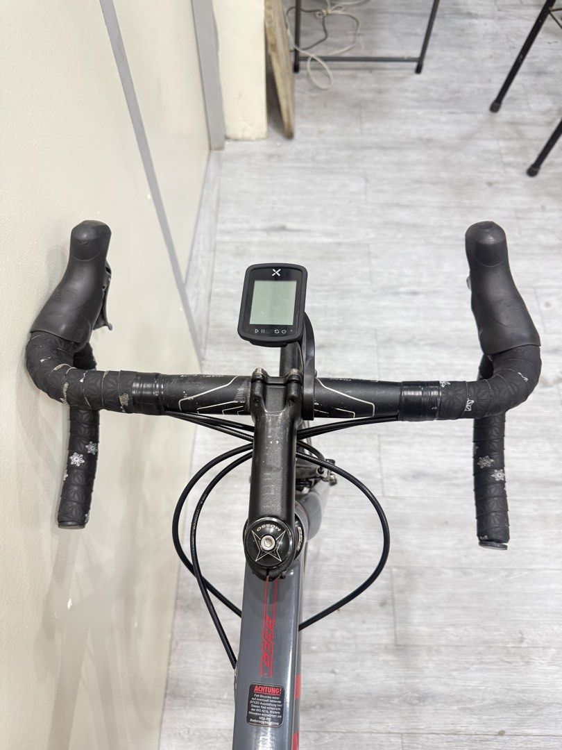 Felt FR Series (Category: Bicycles) located in Pasay City. Submitted by sofiapicks (Listing ID 1435931864, Image 2). Description: FORSALE! Quitting sale Felt FR Series Sz 54 Issue: Paint chips sa toptube) Shimano Claris GS Giant Connect Dropbar Giant PR2 Wheelset Ardently stem 110mm -17 Zelleman saddle Kits: SHIMANO RC5 Wide / Large Sz 10.5 US / 45 EUR Shimano Attachment Red (Orig) Almost new Lahat galing crystis 4-5x used Still negotiable .