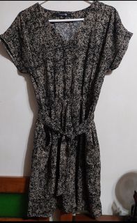 (Category: ) located in . Submitted by positivity.thriftshop (Listing ID 1436083759, Image 1). Description: .