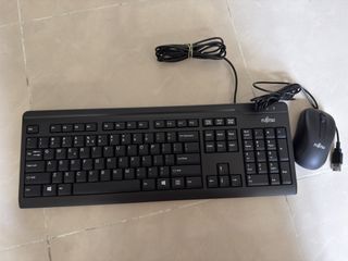 Fujitsu Keyboard and Mouse Set452759290801049600