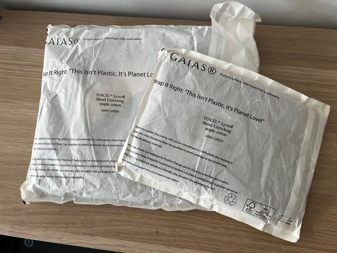 Gaias Tencel Lyocell Blend Fitted Sheet Set Queen (Category: Bedding & Towels) located in Makati City. Submitted by whiskey9 (Listing ID 1435979368, Image 1). Description: - 1 queen fitted sheet (150 x 190 x 43cm) with 2 pillow cases, sold as a set only - Color: Army green - Meet-up in Makati only - Cash/Gcash.