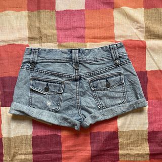 (Category: ) located in . Submitted by geneteas (Listing ID 1435938337, Image 1). Description: .
