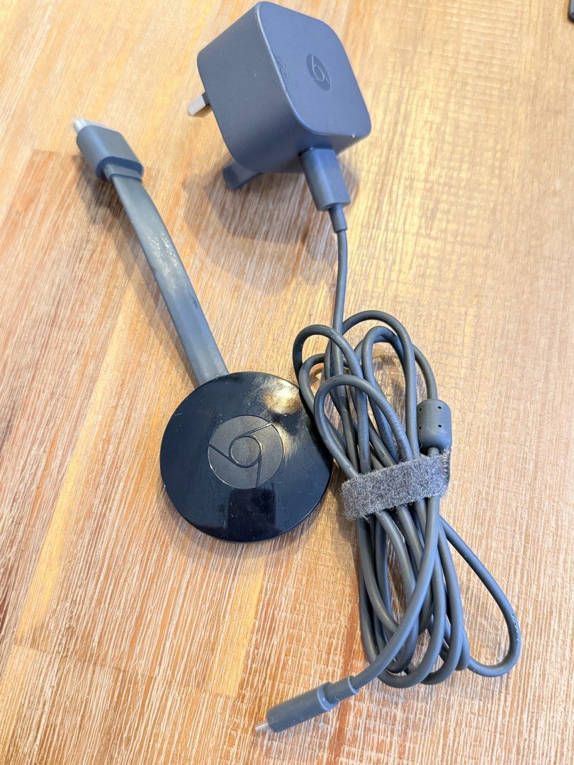 Google Chromecast with Power Adapter444670436337920000
