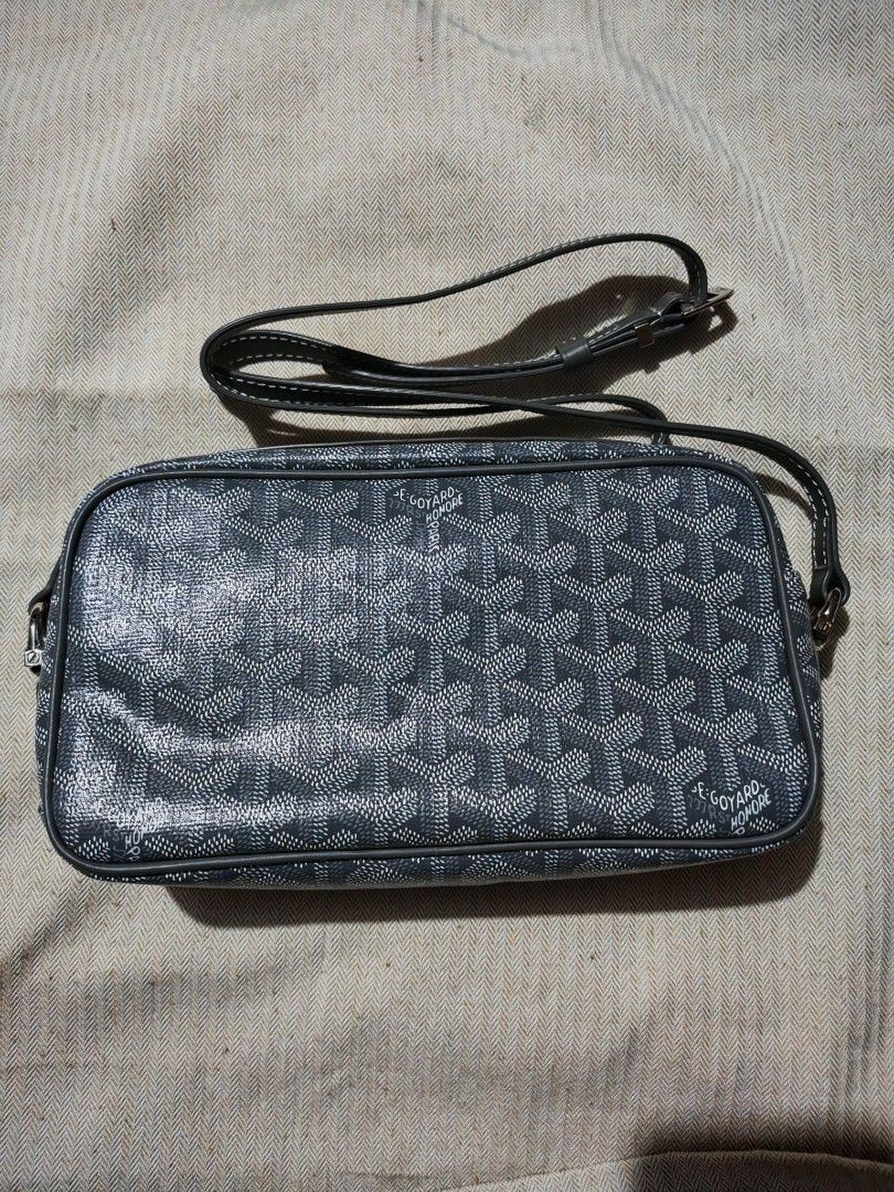 Goyard Cap Vert (Category: Luxury Bags & Wallets) located in Quezon City. Submitted by sureandlegit (Listing ID 1436046262, Image 2). Description: For Sale Goyard Cap Vert in Grey (camera bag) Made of goyard coated canvas and real leather For further details as I inspected the bag : Very lightweight and soft shiny coated canvas material With date code embossed on the leather part of the inside pocket opening Upper leather part has linings All the