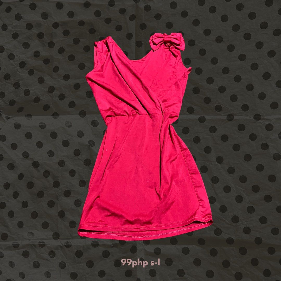 Grunge y2k Tops (Category: Shirts) located in Angeles City. Submitted by __28str (Listing ID 1436025130, Image 3). Description: 99 php each + sf.