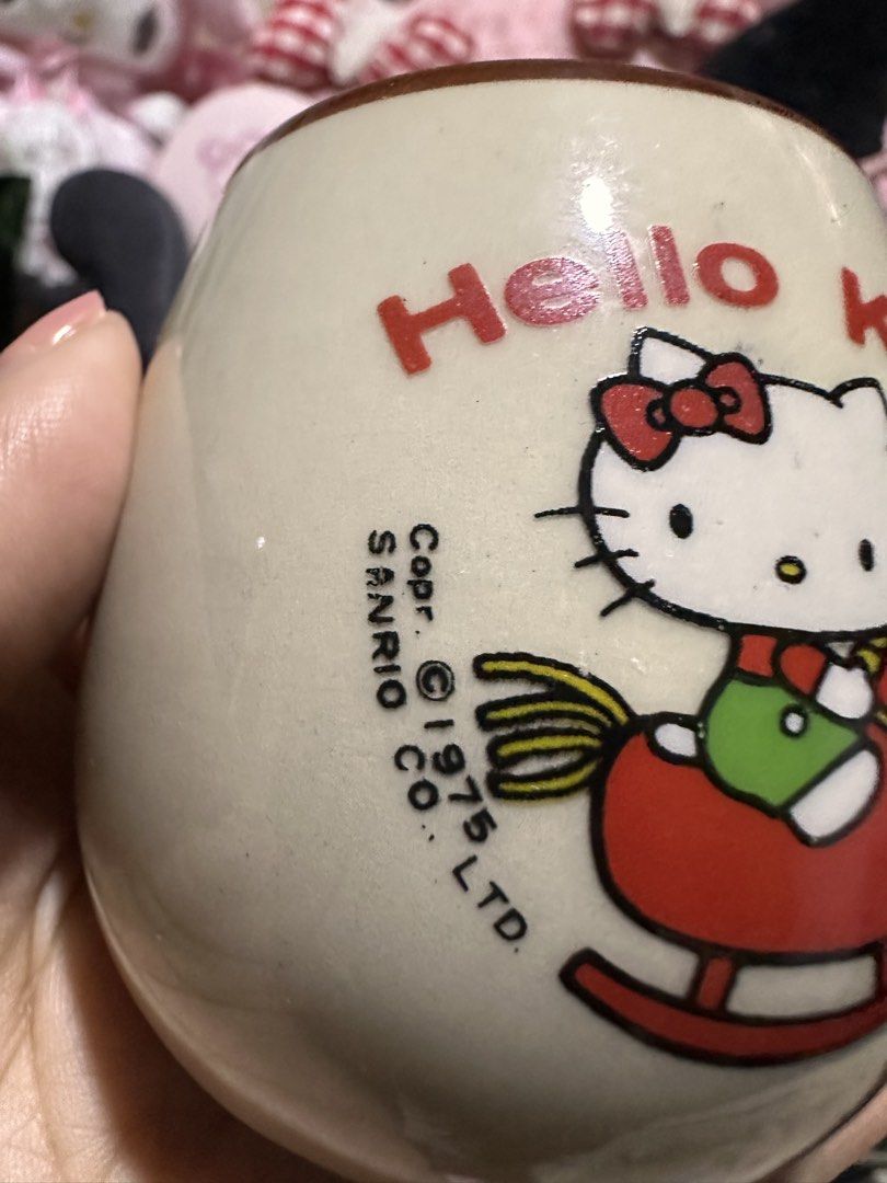 Hello Kitty Sanrio Mug Vintage (Category: Coffee & Tea Tableware) located in Legazpi City. Submitted by lgponlineshop (Listing ID 1436096993, Image 2). Description: .