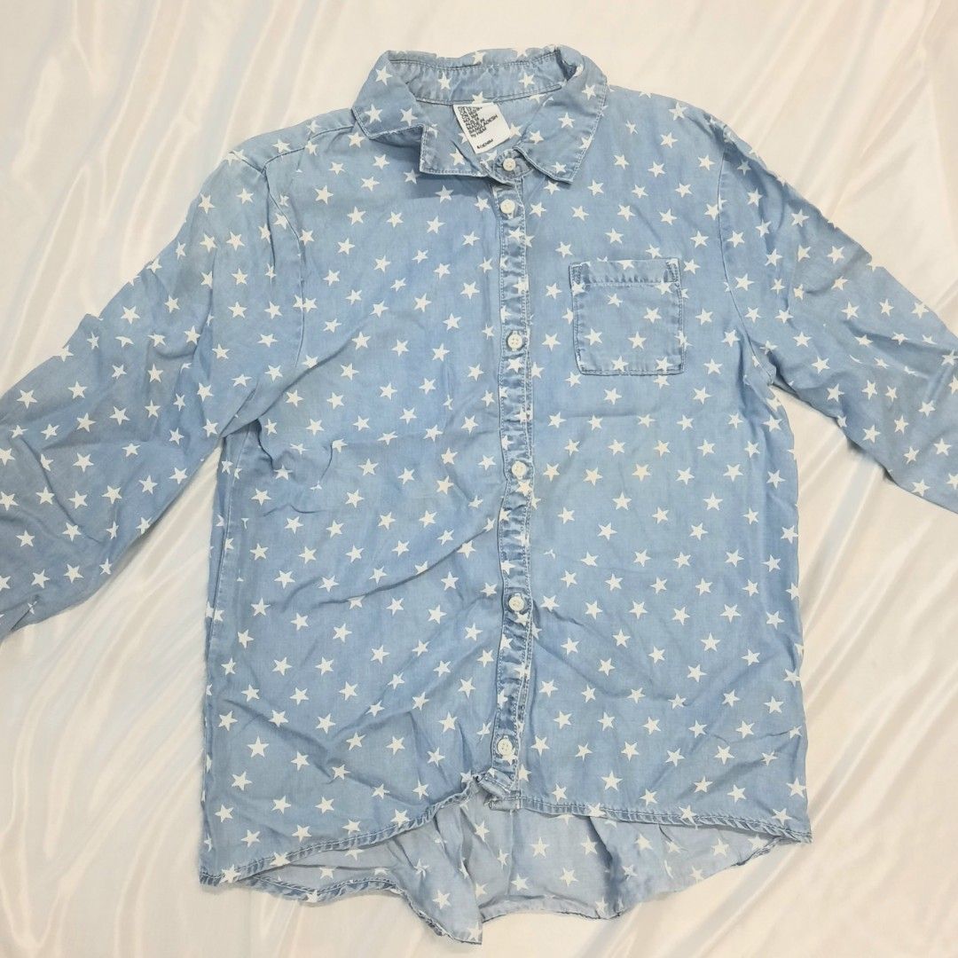 H&M Denim Stars Polo (Category: Blouses) located in Manila. Submitted by 9jstn22 (Listing ID 1436012735, Image 1). Description: Size: US 13-14 yrs (fits S-M) No flaw Message me for more pictures Can give discount if will get 3 or more items MOP: GCash MOD: J&T/Lalamove.