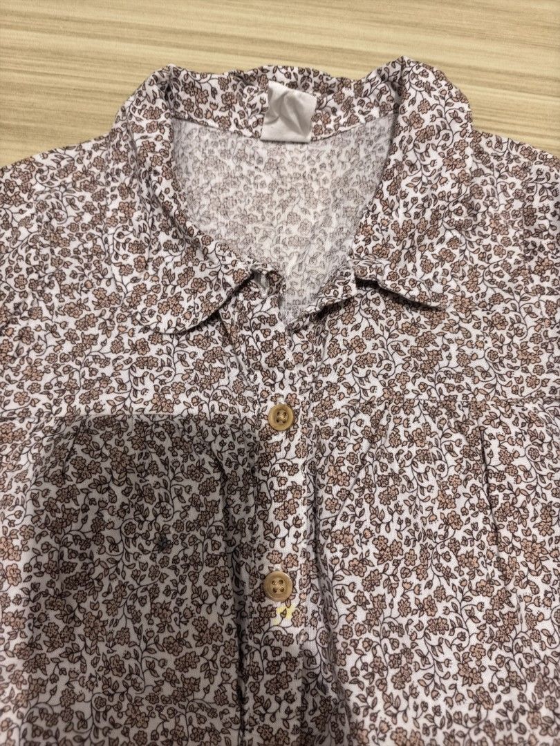 H&m top (Category: Babies & Kids Fashion) located in Muntinlupa City. Submitted by jajamd (Listing ID 1436032334, Image 2). Description: .