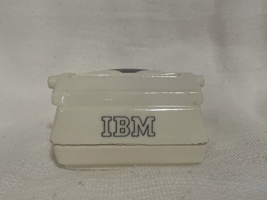 IBM Typewriter Trinket Container (Category: Vintage Collectibles) located in Quezon City. Submitted by bluebutterflycoffetc (Listing ID 1436021819, Image 3). Description: - Miniature ceramic IBM typewriter trinket holder/container - Originally used to hold paper clips and staples - Vintage collectible - A detailed replica of a classic typewriter.