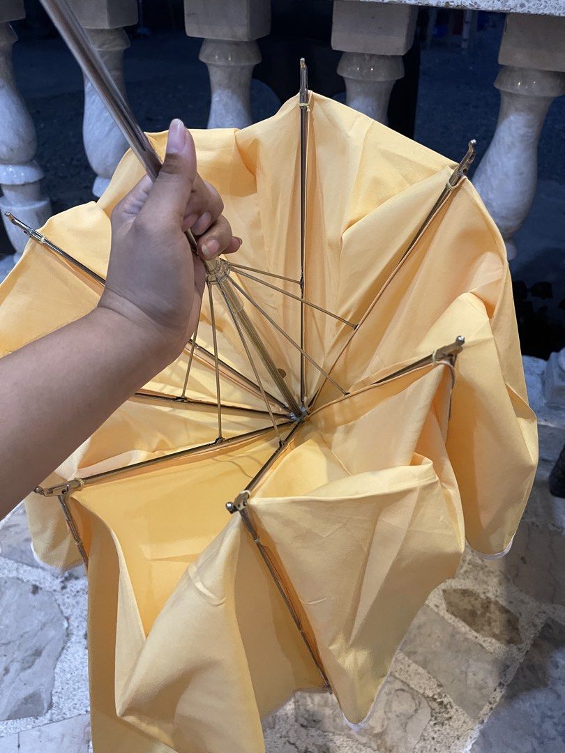 Japan sourced umbrella (Category: Umbrellas) located in San Fernando. Submitted by japansurpluselyu (Listing ID 1436083645, Image 3). Description: .