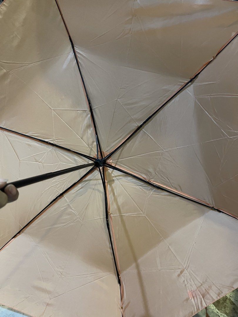 Japan sourced umbrella (Category: Umbrellas) located in San Fernando. Submitted by japansurpluselyu (Listing ID 1436094671, Image 2). Description: .