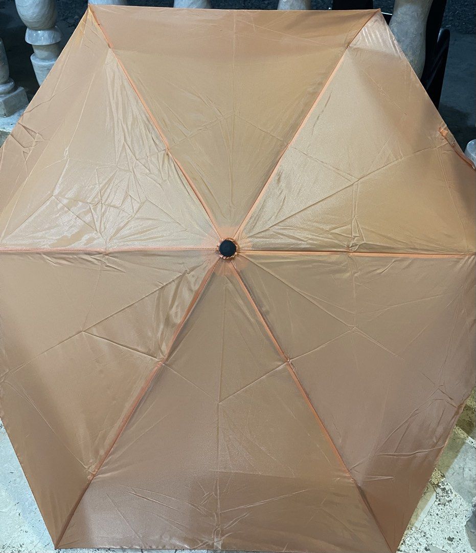 Japan sourced umbrella (Category: Umbrellas) located in San Fernando. Submitted by japansurpluselyu (Listing ID 1436094671, Image 1). Description: .
