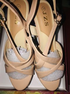 (Category: ) located in . Submitted by mixed_goodies01 (Listing ID 1435975671, Image 1). Description: .