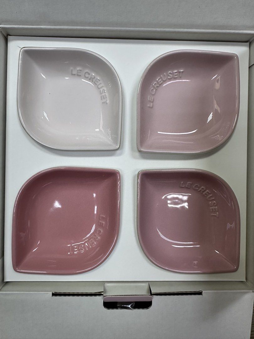 Le Creuset Petal Dish Set of 4 - Pink