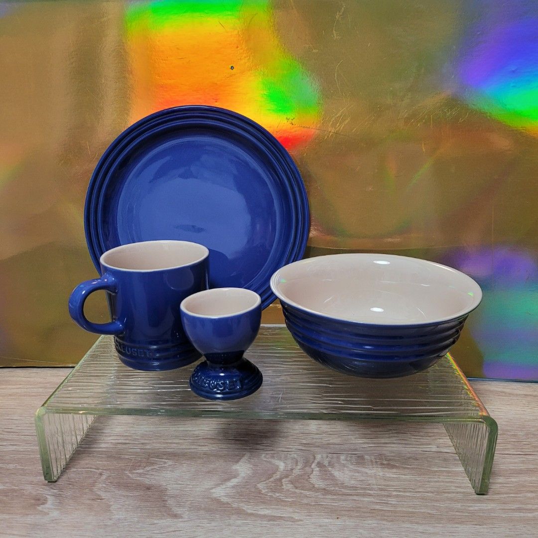 Le Creuset stoneware dinnerware set444877641845329920