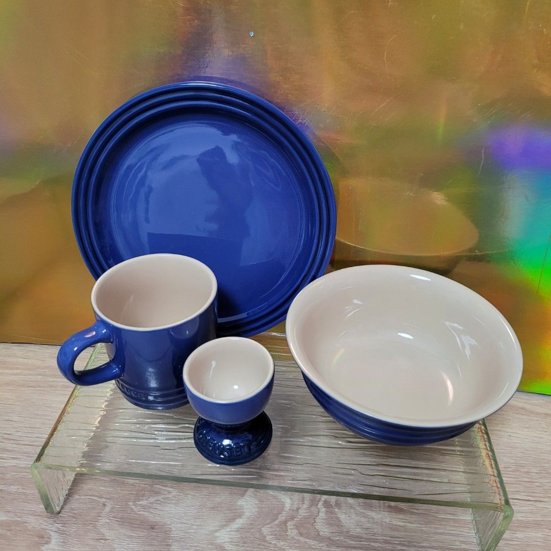 Le Creuset stoneware dinnerware set444877641845329921