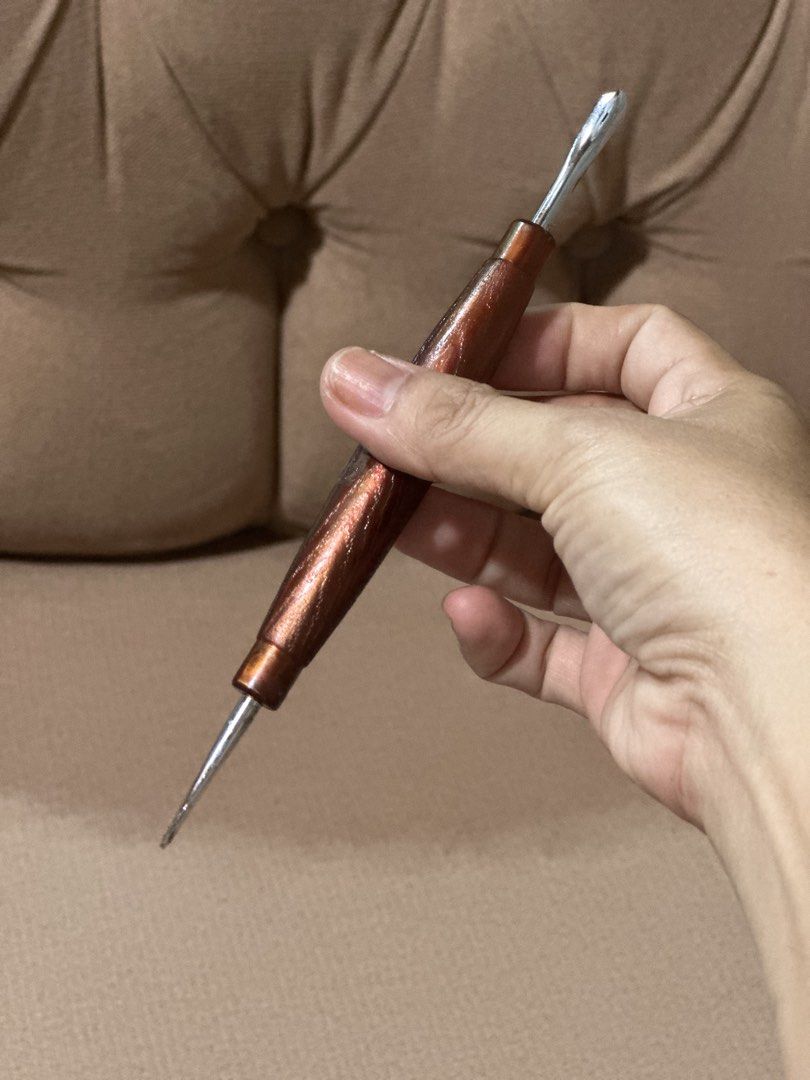Leather craft Tool (Category: Craft Supplies & Tools) located in Davao. Submitted by favoritepreloved (Listing ID 1436081650, Image 2). Description: .