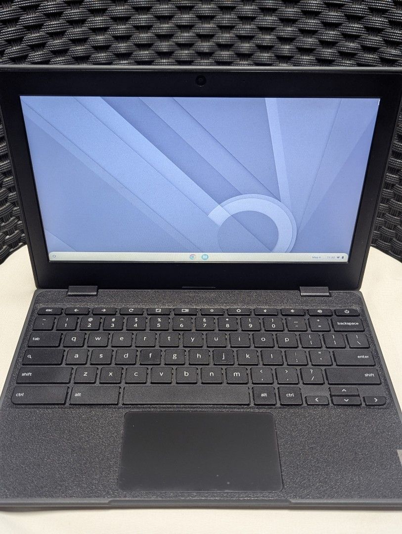 Lenovo Chromebook Laptop with Accessories