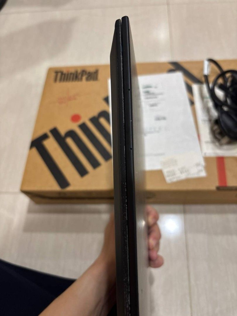 Lenovo ThinkPad X1 Carbon Laptop444558337859932163