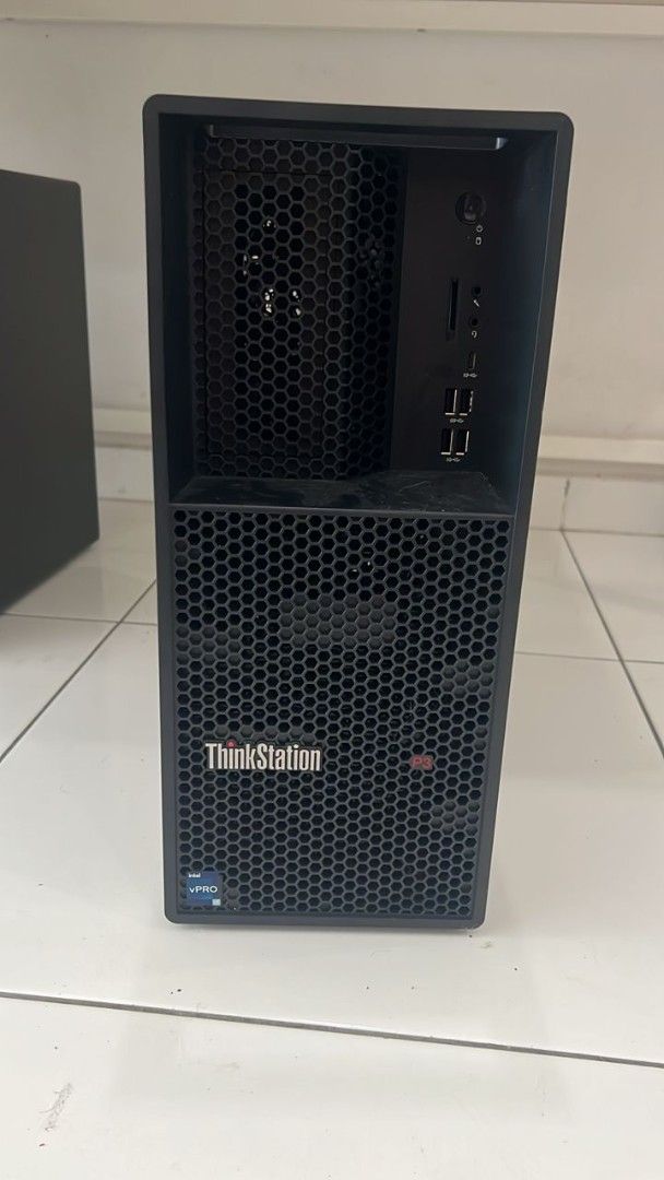 Lenovo ThinkStation Desktop PC444914300009861121